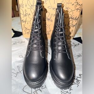 Stylish Black Leather Women’s Boots